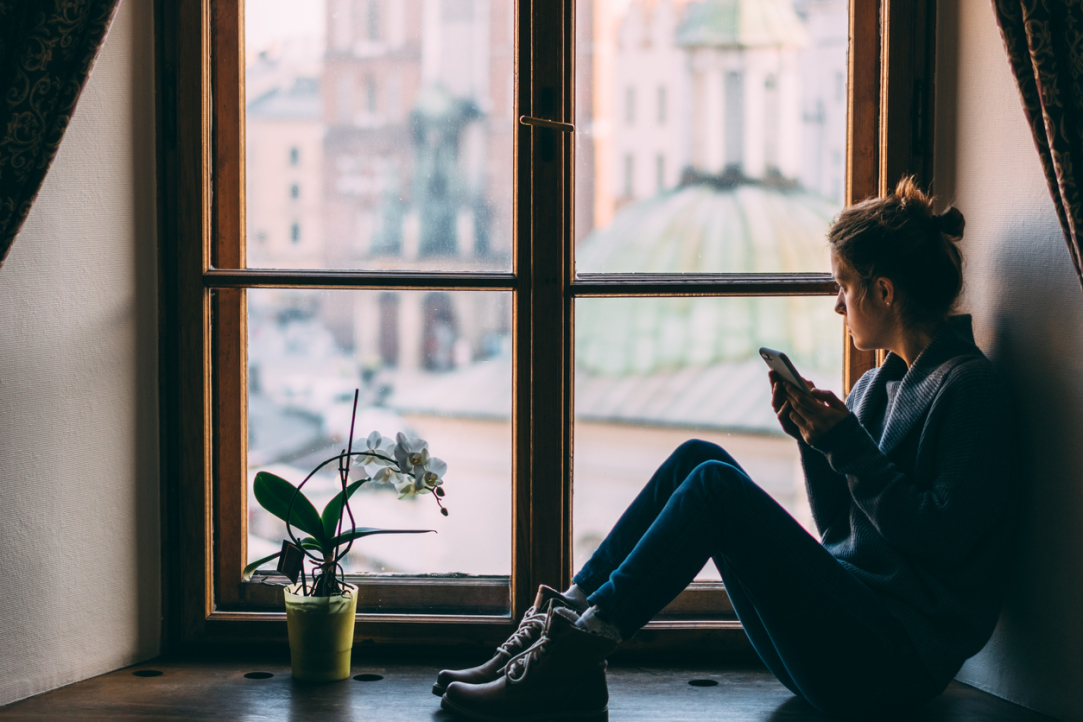 Lower Rates of Self-isolation Observed in Low Income Areas Illustration for news: Lower Rates of Self-isolation Observed in Low Income Areas