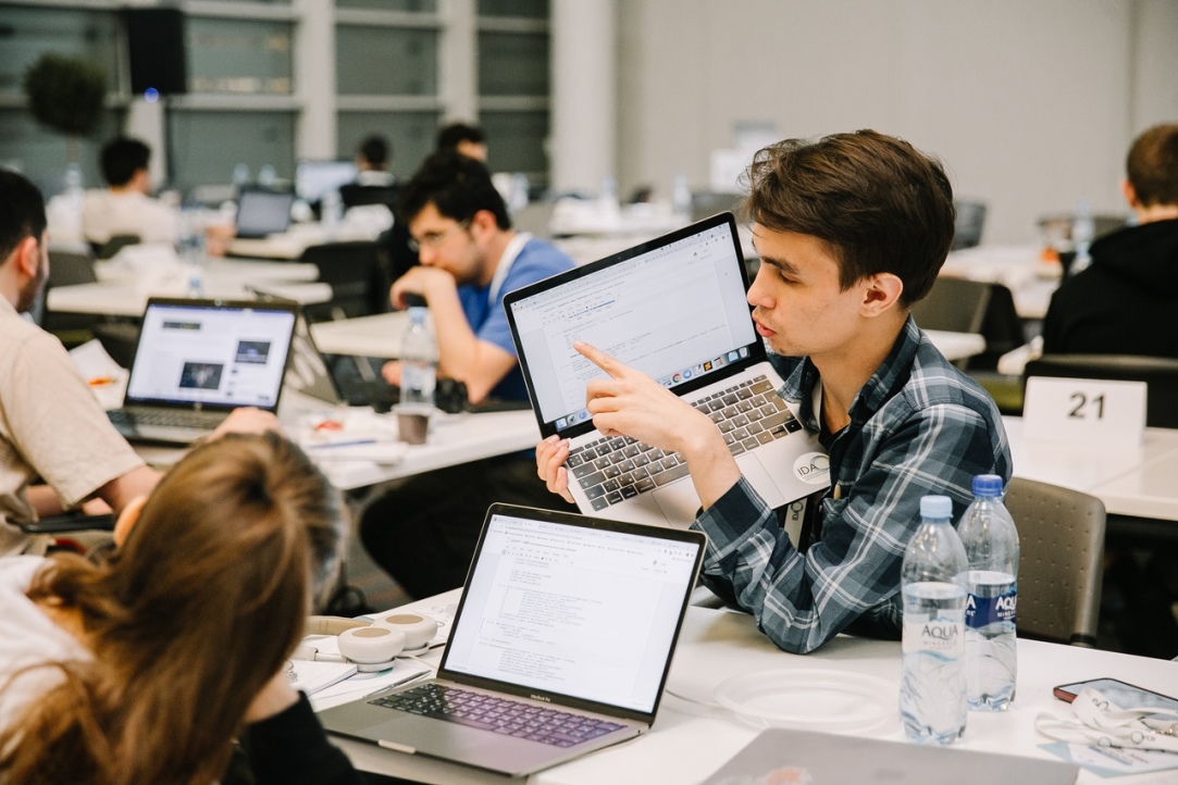 IDAO 2022 Challenges Participants to Work with Graph Neural Networks Illustration for news: IDAO 2022 Challenges Participants to Work with Graph Neural Networks