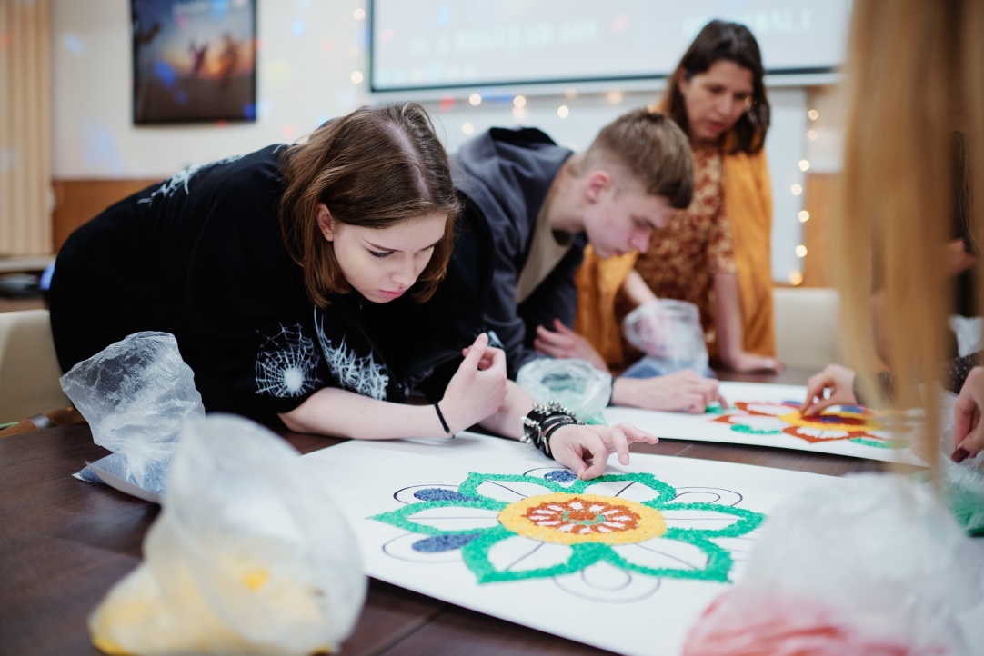 ‘India Can Be Very Colourful and Festive’ Illustration for news: ‘India Can Be Very Colourful and Festive’